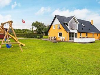 Four-bedroom Holiday Home In Vinderup 1