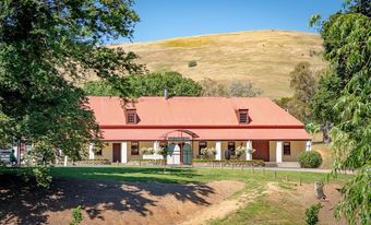 Bed & Breakfast Brigham House