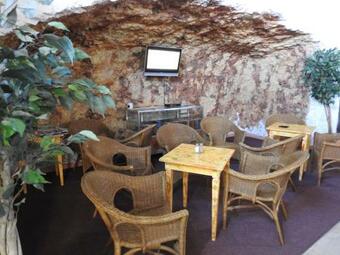 Motel White Cliffs Underground