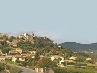 Charming Cottage Near Faucon With Private Terrace