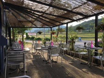 Hotel Auberge Des Cr�tes