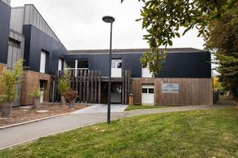 Albergue Cref - Auberge De Jeunesse