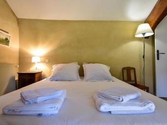 Cozy Farmhouse In Saint-cernin France With Swimming Pool