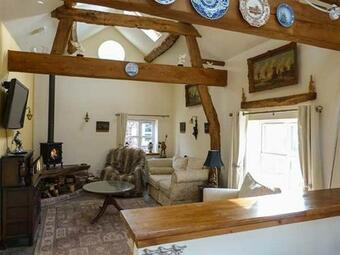 Folly Foot Barn