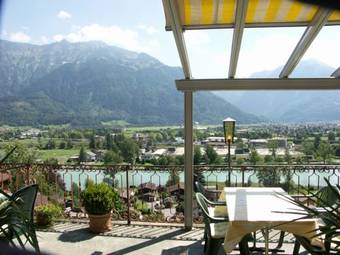 Albergue Gasthof Sch�negg B&B