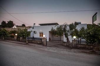 Alexandros Apartments
