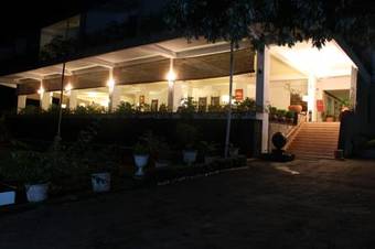 Hotel Ratnaloka Tour Inns