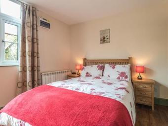 1 Stable Cottage