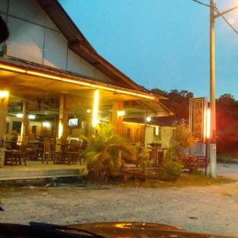 Hostal Az Zahra Homestay Klia Sepang