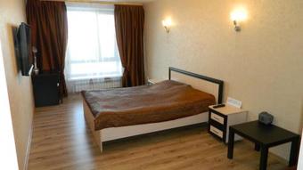 Apartment On Marshala Ustinova 10