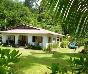 Villa Beach House At Anse Forbans