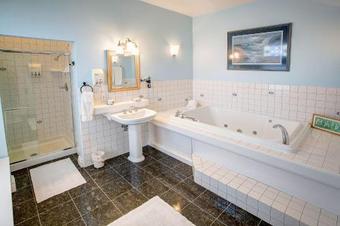Lauerman House Inn Bed & Breakfast