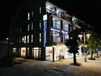 Mojo Boutique Hotel