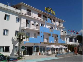 Hotel La Carruba
