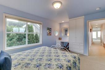 Camano Island Waterfront Modern Splendor