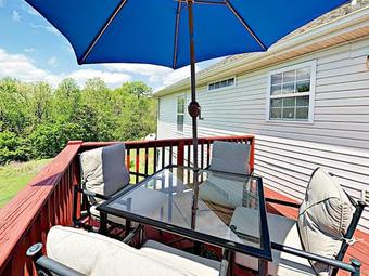 720 Veneta View Home