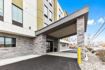 Best Western Plus Philadelphia-pennsauken Hotel