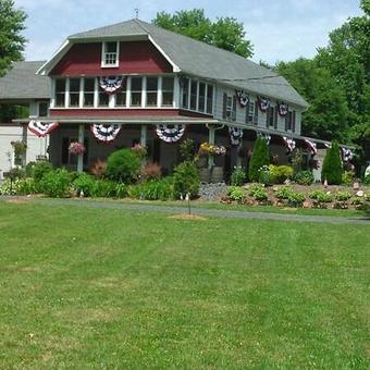 Beagle's Bed & Breakfast