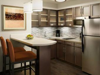 Hotel Staybridge Suites St. Louis-westport