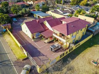 Hostal Marle' Lodge Bed & Breakfast