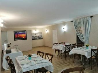 Hostal Kanyane Lodge