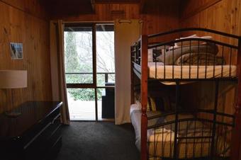 1 School Road, Wandiligong