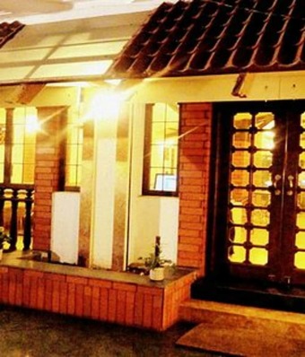 Hotel Sri Kamal International