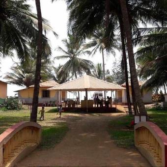 Hotel Pears Beach Resort