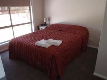 Ashleigh Court Motor Inn