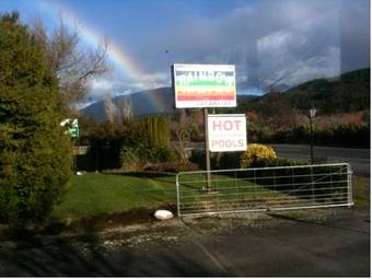 Rainbow Motel