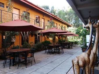 Hotel Ikweta Country Inn Maua