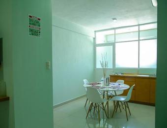 Hotel Relax Inn Suites