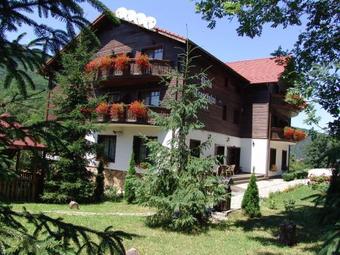Hostal Pensiunea Perla Trascaului