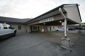 River Heights Motel