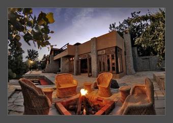 Hotel Kanha Earth Lodge
