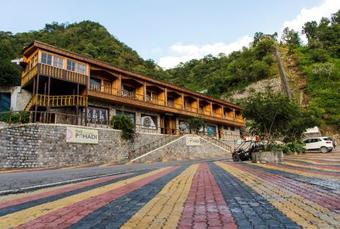 Hotel The Pahadi Organic