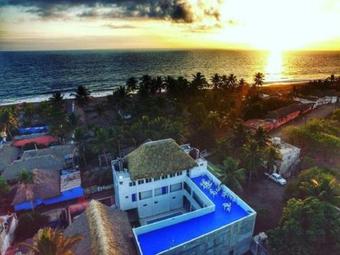 Bur� Hotel