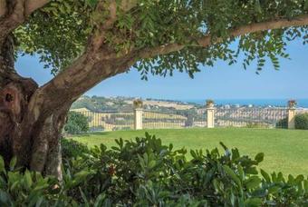 Civitanova Alta Villa Sleeps 8 Pool Air Con Wifi