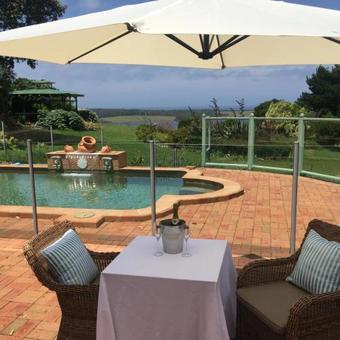 Lodge Tilba Lake Pods