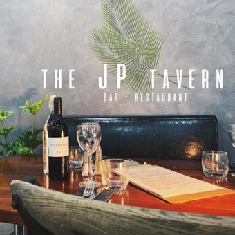 Hotel Rochester Wine Tavern