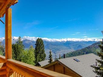 Chalet Digitalis