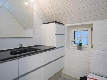 Six-bedroom Holiday Home In Ulfborg 4