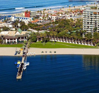 Hotel Catamaran Resort