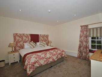 Posada The Hood Arms