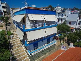 Hostal Kostas Rooms