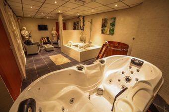 Amicitia Hotel