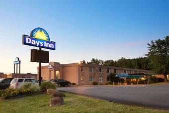 Hotel Days Inn By Wyndham Willoughby/cleveland