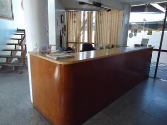Six's Hotel