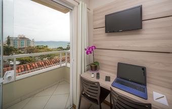 Apart Hotel Roberto Monteiro