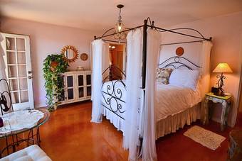 Casa Del Sol Bed And Breakfast